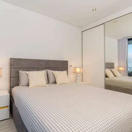 Oak Tree Ocean View Вилла *