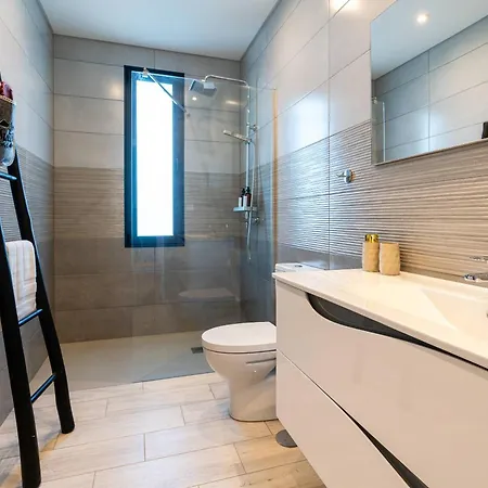 Oak Tree Ocean View Вилла Понта-ду-Сол